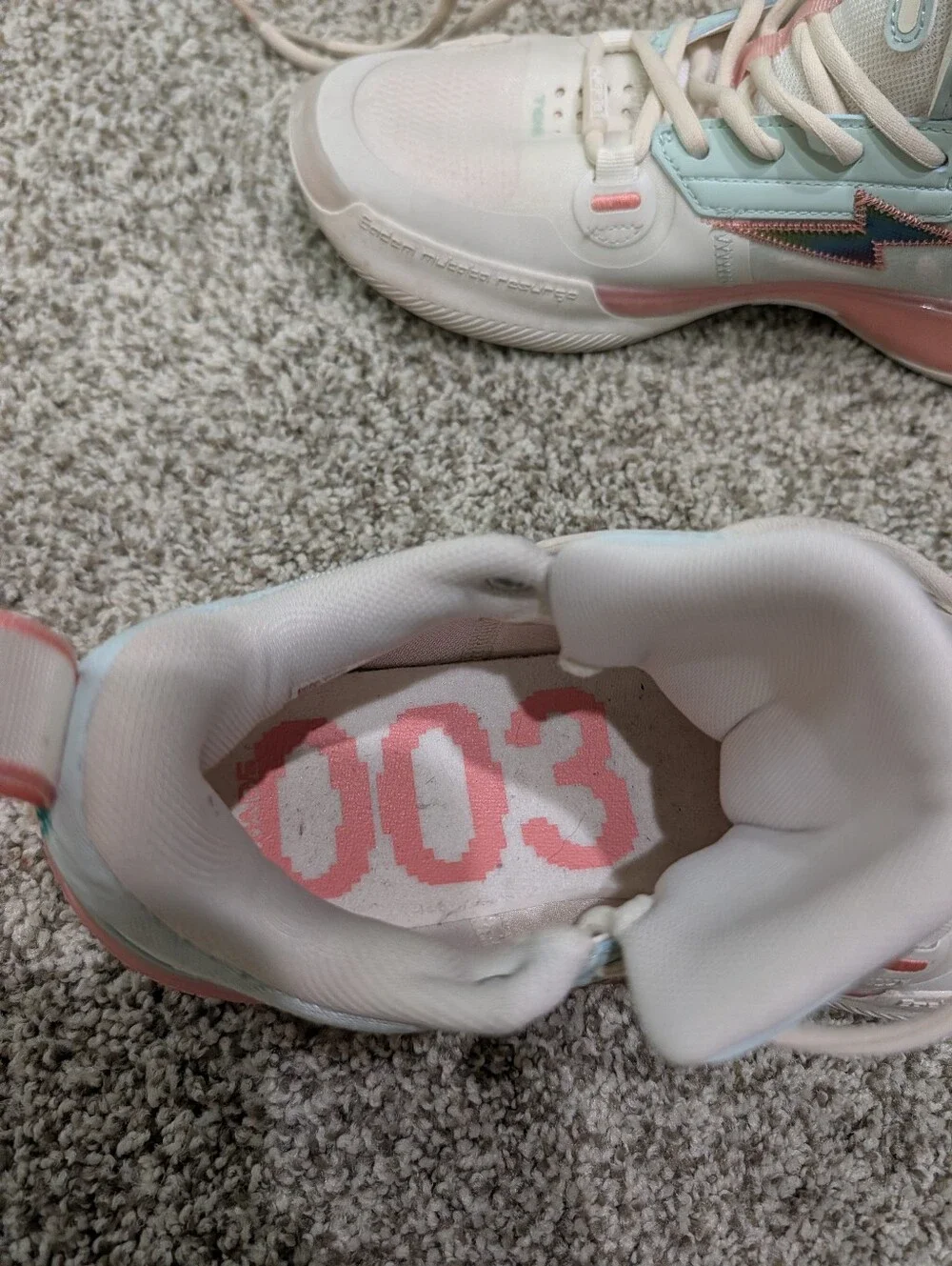 Men's Athletic Shoes - Pastel White Pink Blue